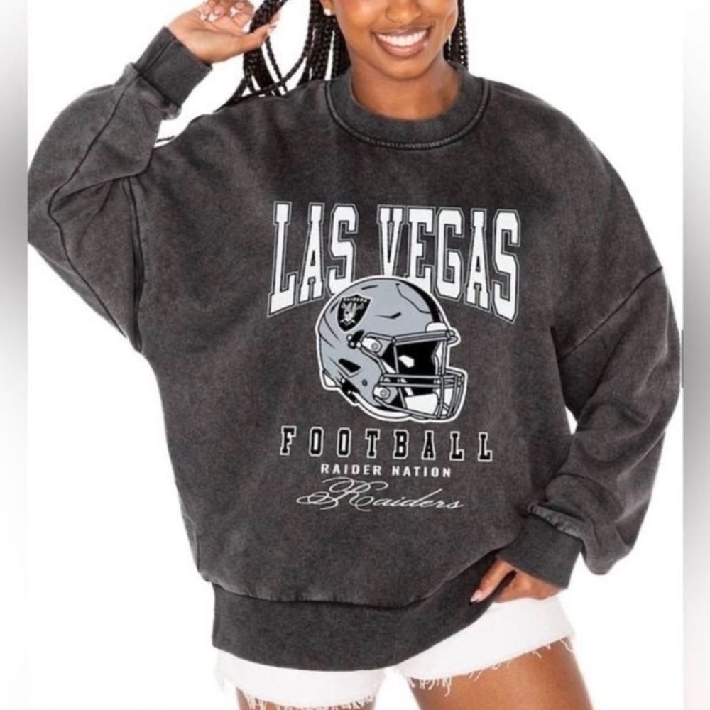 NFL Las Vegas Raiders Black Women's Crew Neck Oversized Sweatshirt Size XL